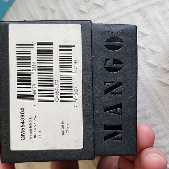 Pre owned Mango watch - Picture 3 of 4